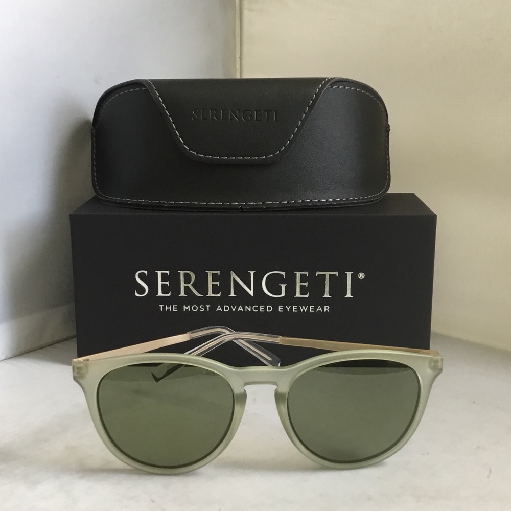 Serengeti Brawley Polarized Sunglasses Case.
